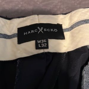 Mark Ecko bran, 36Wx 32L